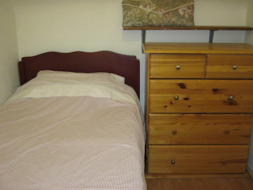 Kelowna Okanagan Lake Hostel Стая снимка