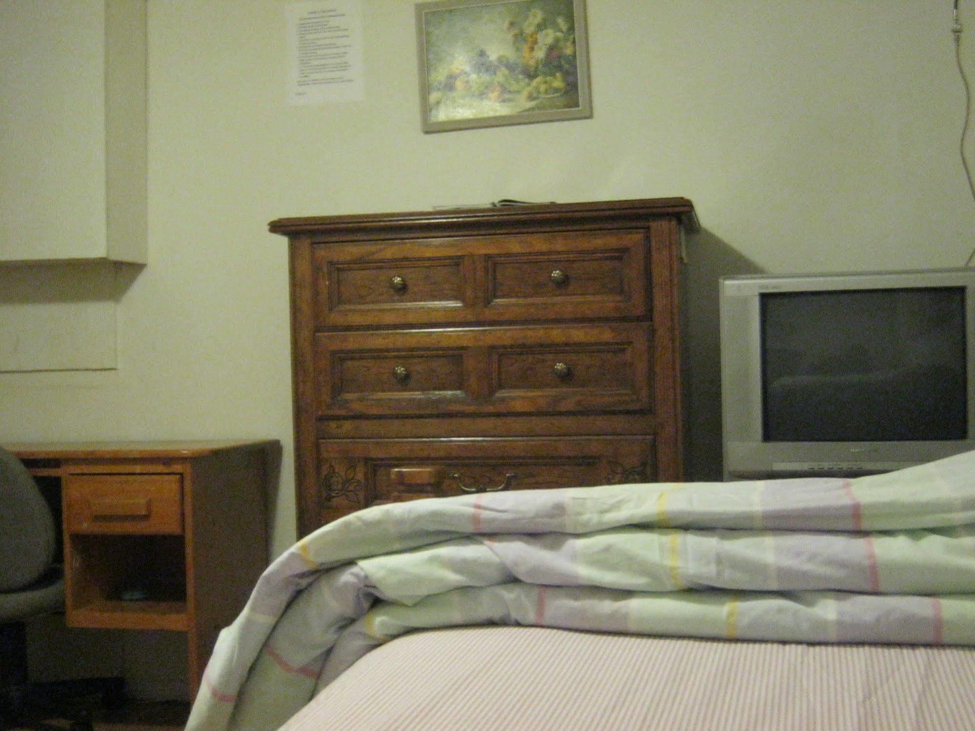 Kelowna Okanagan Lake Hostel Екстериор снимка